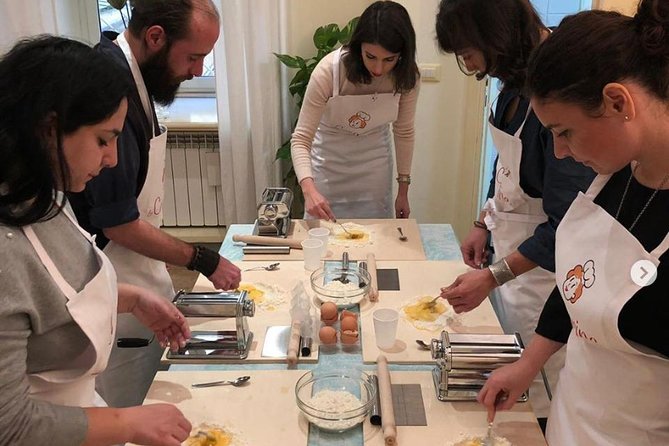Cesarine: Home Cooking Class & Meal with a Local in Positano - Meeting Up in Positano: Timing, Group Size, and How to Plan