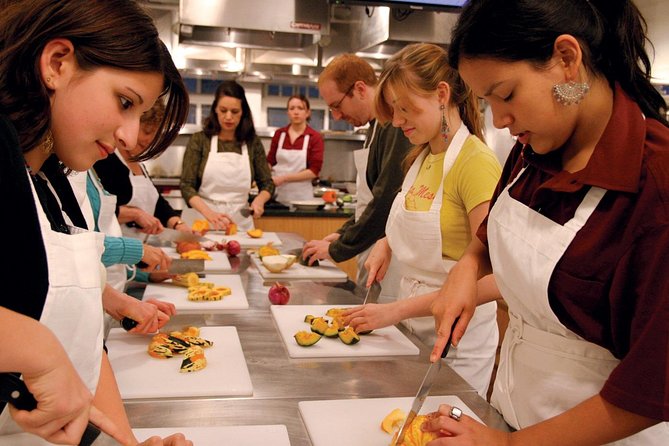 Cooking Class - Dinner time - Key things that make this class worth your evening