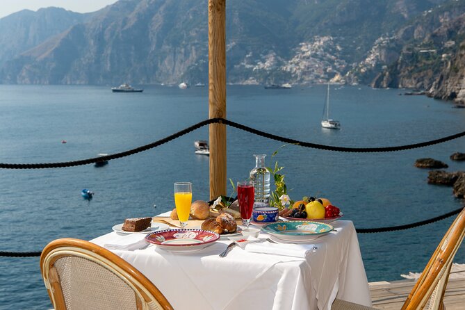 Cooking class: Pasta & Tiramisù with lunch in Amalfi Coast! - The 10:00 start: breakfast, apron, and what the class actually teaches