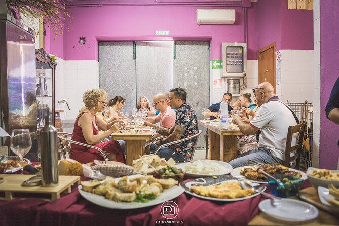 Cortecorbo Irpinia-wines: tour of the vineyards- Cooking class- wine tasting - Vineyard Walks in Irpinia: Taurasi DOCG and the Cortecorbo Story