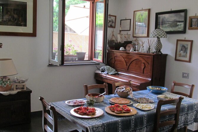 Dinner in Sorrento with Love, Laughs, and Spaghetti - A Hillside Home Dinner in Sorrento: What the Evening Feels Like
