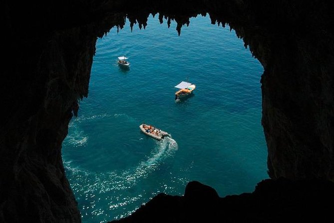 Discovery Capri Island by Boat from Capri - Where You Meet and How Timing Usually Feels