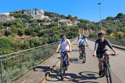 E-Bike Tour with Craft Beer Tasting in Sorrento - Meeting at the Cathedral and getting oriented fast