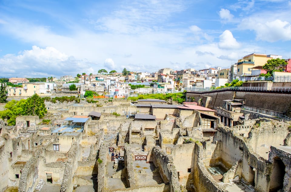 Ercolano: Herculaneum Entry Ticket with Optional Audio Guide - Timing matters: opening hours and how early affects your visit