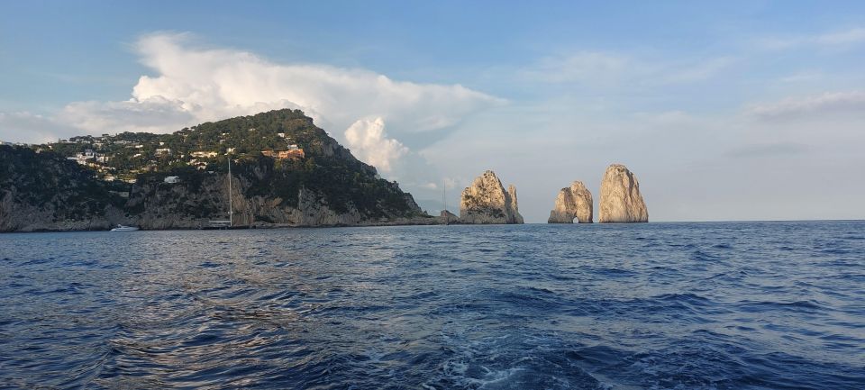 Esperienza Privata a Capri in Barca con Gozzo Classico 3H - What’s Not Included: Drinks, Food, and the Big Cave Detour