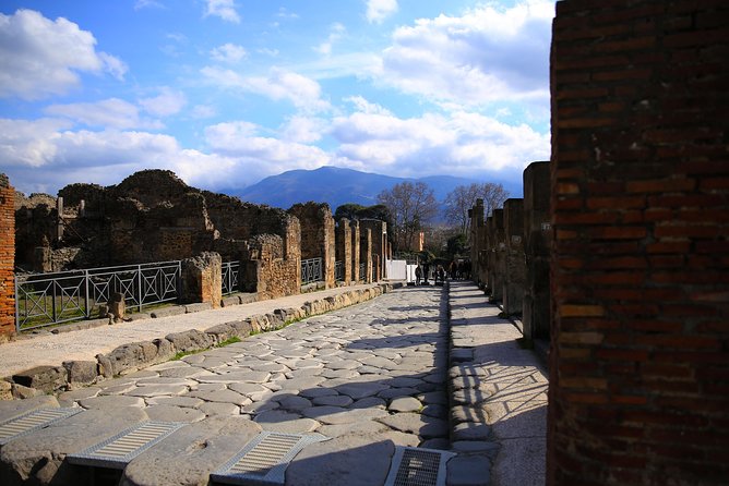 Fast Access Exclusive Private Ancient Pompeii Half Day Tour with Local Guide - Odeon and Teatro Piccolo: smaller stage, sharper feeling