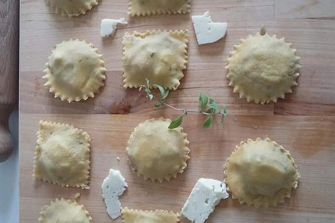 Food Experience with a local in Praiano - Cooking class in a sea-view home kitchen