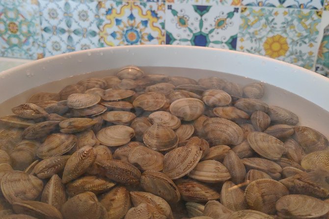 Food Experience with a local in Praiano - Snacks, olive oil, and the small taste of everyday life