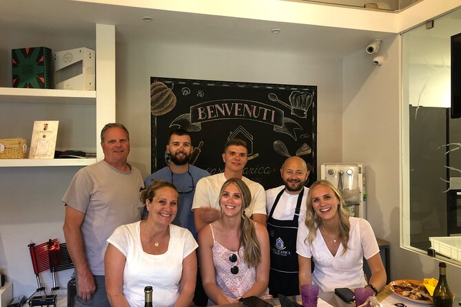 Food gastronomic tour - Pizza School: Make Your Own Pie, Then Eat It