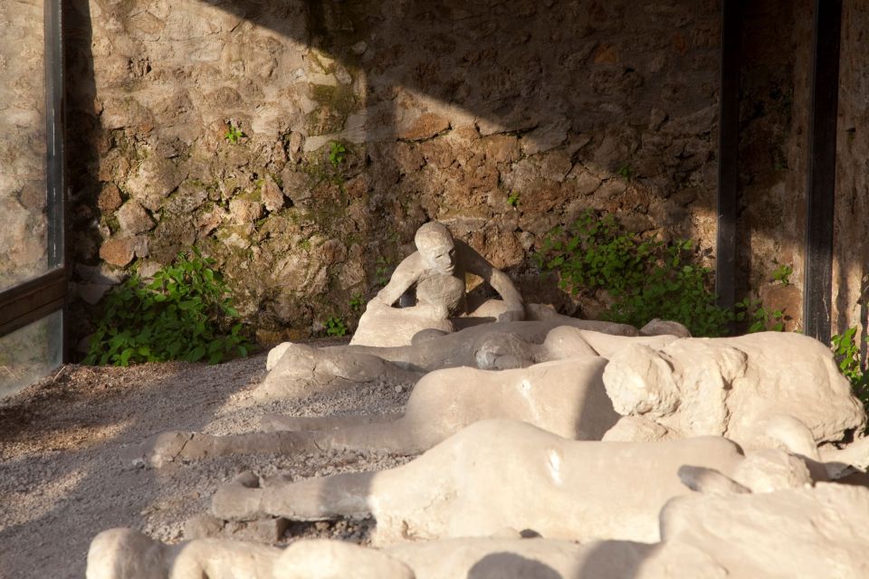 From Amalfi Coast: Pompeii Guided Tour - Small-group pacing: why it helps at Pompeii