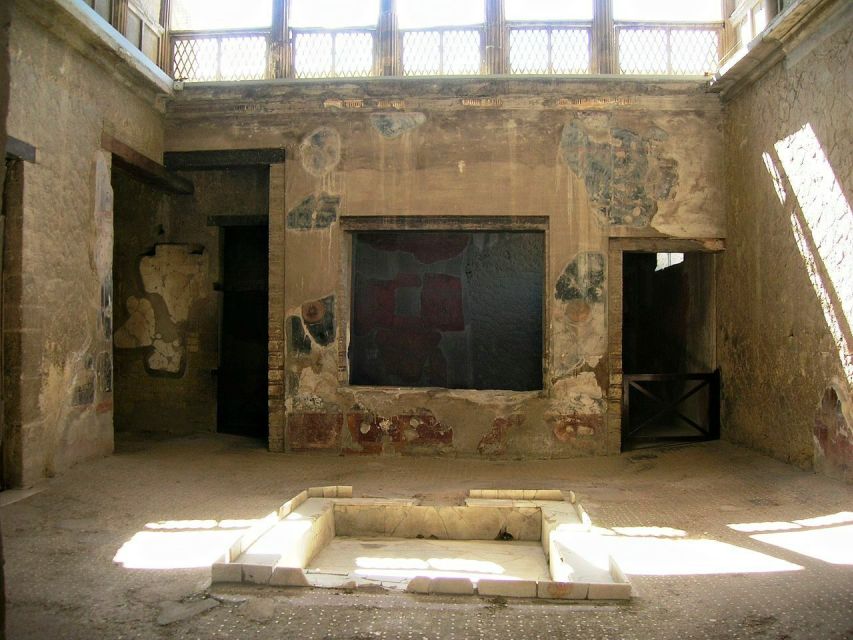 From Amalfi Coast: Pompeii Herculaneum skip-the-line - Herculaneum in About Two Hours: A More Residential Side