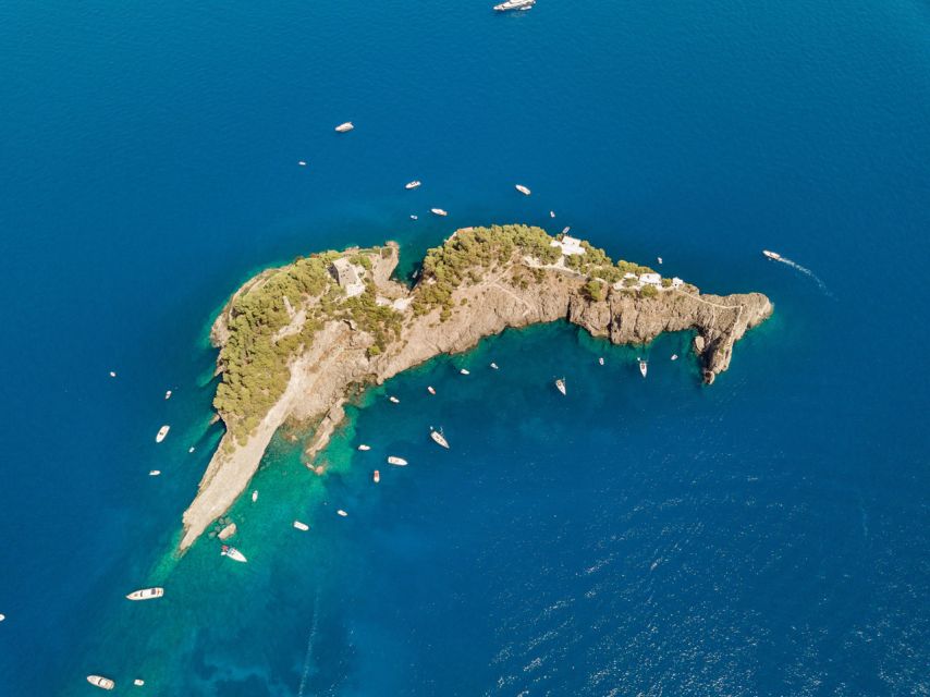 From Amalfi: Li Galli and Capri Islands Boat Tour - Punta Campanella: the marine-park stop that sets the tone