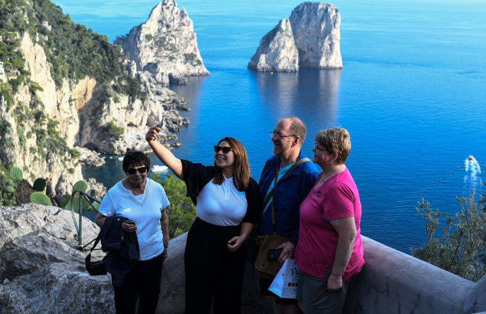 From Capri: Capri Walking Tour - From Dock 0 to Anacapri: the easiest start on the island