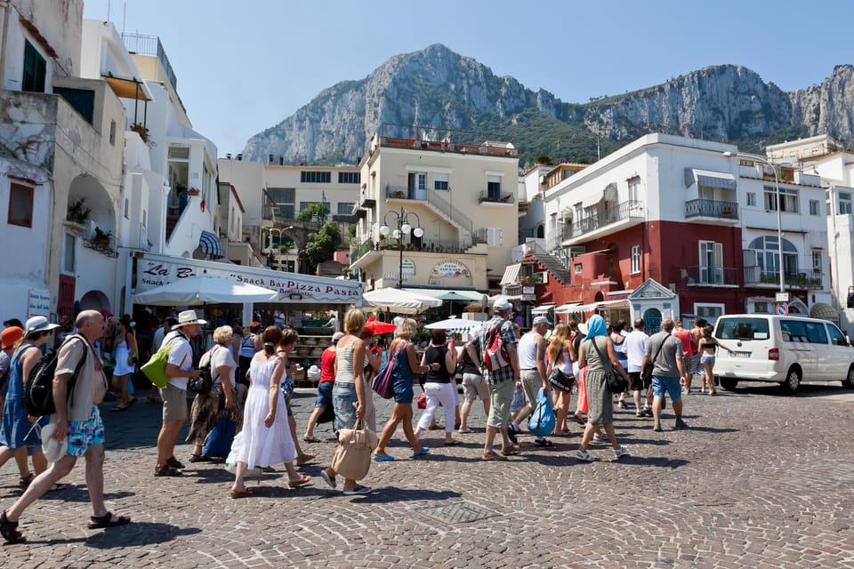 From Naples: Capri Land and Sea Small Group Tour - Quick note on guide quality and how the day gets managed