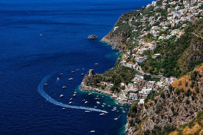 From Positano or Praiano: 2H Private Amalfi Coast speed tour - A 2-hour private speed tour that actually fits real schedules