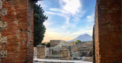 From Positano: Pompeii Guided Tour with Skip the Line - The 5-Hour Schedule: A Half-Day That Feels Efficient