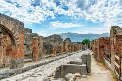 From Rome: Pompeii, Positano and Amalfi Full-Day Tour - Pompeii in about two hours: what you actually get to see