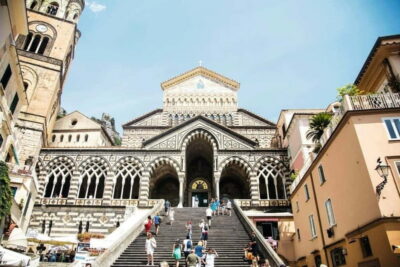 From Sorrento: Amalfi Coast Guided Bus Tour and Ferry Ride - Getting to the action: the bus ride and Positano photo stops