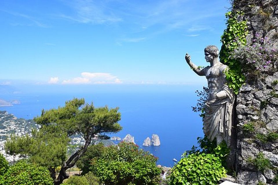 From Sorrento: Capri Day Cruise with Blue Grotto Exploration - Arriving at Capri: Marina Grande and how to use your 3-hour free time