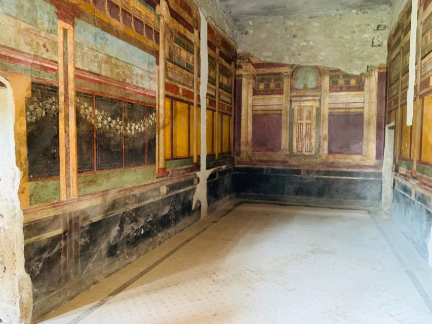From Sorrento: Full-Day Pompeii & Wine Tasting Tour - Starting From Sorrento: Minibus Timing and Comfort