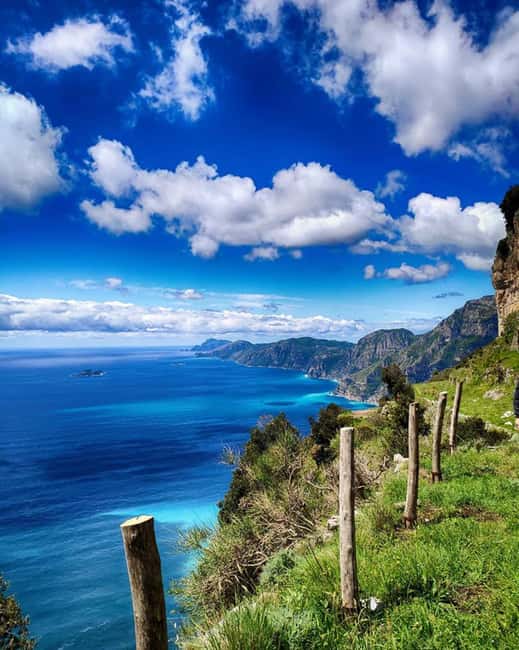 From Sorrento: Path of The Gods Hiking & Transfer with Guide - From Piazza Tasso to Bomerano: the transfer that sets your day up