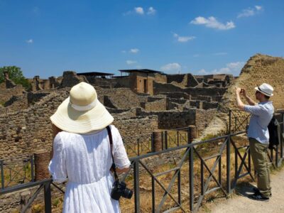 From Sorrento: Pompeii & Mt. Vesuvius Tour with Lunch & Wine - Skip-the-line Pompeii: where the guide really changes the visit