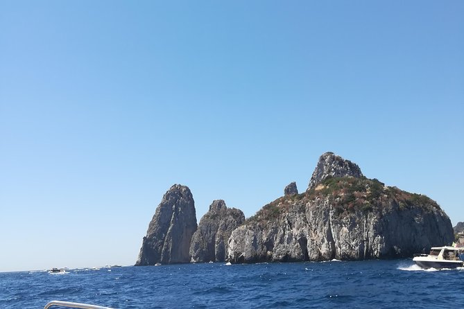 Full capri - Your captain matters: Mario, Tonio, and Antonino show up in the best way