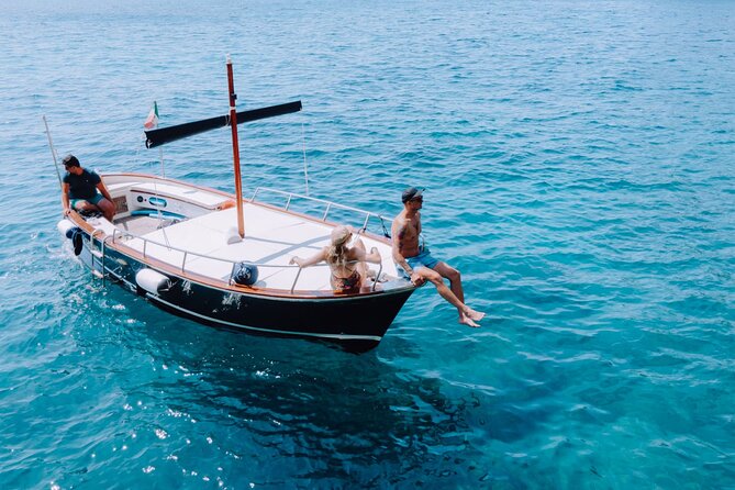 Full day on a private boat to discover Capri - From Marina Grande to a day on your own timetable