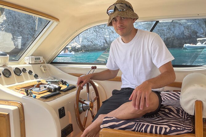 Full-Day Private Guided Boat Tour in Capri - Stop 1: I Faraglioni and the long, calm water time