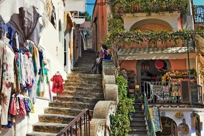 Full-Day Private Tour Amalfi Coast from Sorrento with Pick up - Ravello: calm alleys, a rest in the square, and Villa Rufolo option