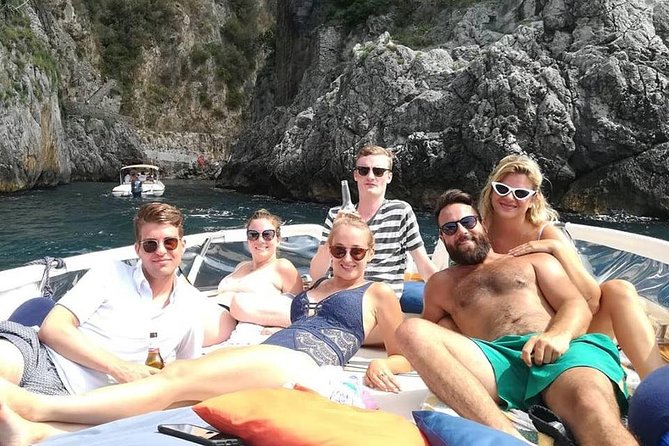 Full-Day Shared Boat Tour to Amalfi and Positano from Sorrento - The Small-Group Setup: 9:00 Departure, Skipper-led Pace, and What You Carry
