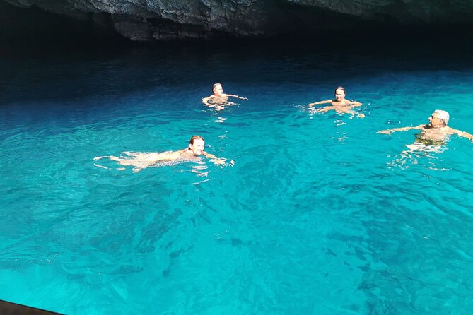 Full-Day Shared Boat Tour to Amalfi and Positano from Sorrento - Food, Drinks, and Comfort: The Stuff That Can Make or Break Your Mood