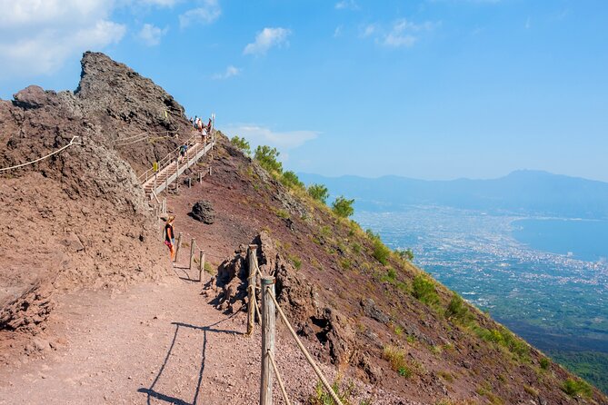 Full Day Tour to Pompeii, Vesuvius and Wine Tasting - The big idea: one day, two icons of 79 AD