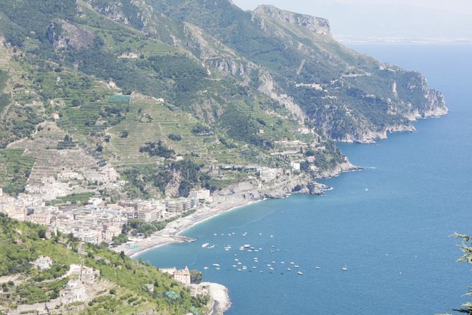 Gems of the Amalfi coast - Positano: 2 hours of cliffside color and beach time