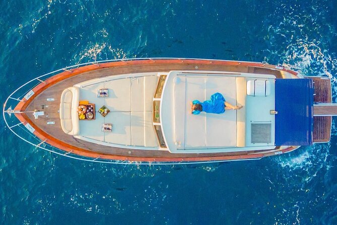 Guided day by boat to the Secrets of the Island of Capri - Faraglioni and a wish moment you’ll actually feel