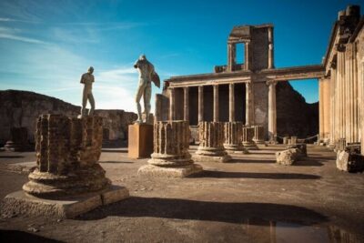 Guided tour of Pompeii with a local guide - Piazza Esedra Start Point: Getting In Without Stress