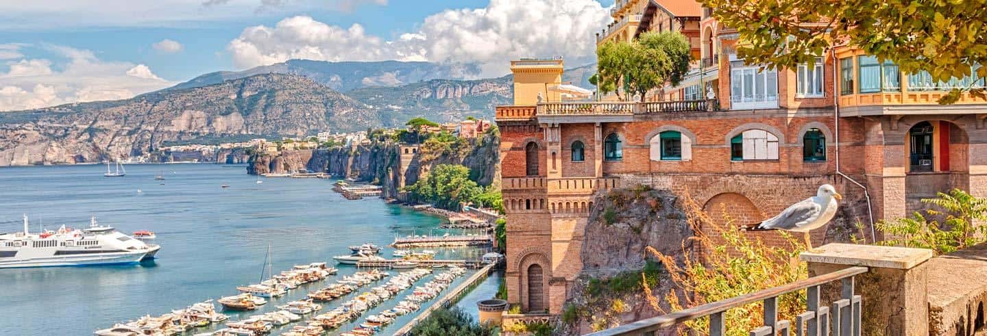 Guided Walking Tour of Sorrento with Limoncello Tasting - The break stop: wine, cheese, and extra food tasting