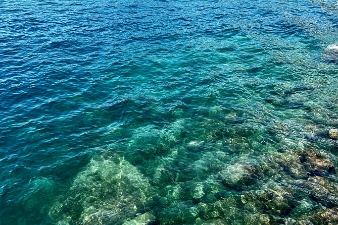 Half-Day Amalfi Coast Boat & Snorkeling Small Group Tour - Onboard Comfort: Shower, Towels, and the Snack Breaks
