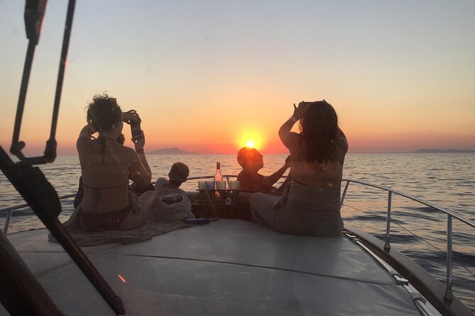 Half Day Guided Sunset Tour on the Sorrento Coast - Marina Grande and Antico Borgo Marinaro: Authentic Sorrento Coast, Seen From Sea Level