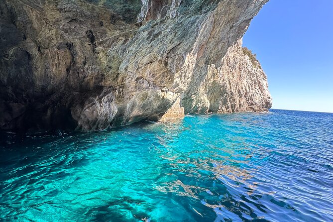 Half Day Private Boat Tour of Capri - Skipper impact: why the private format feels different