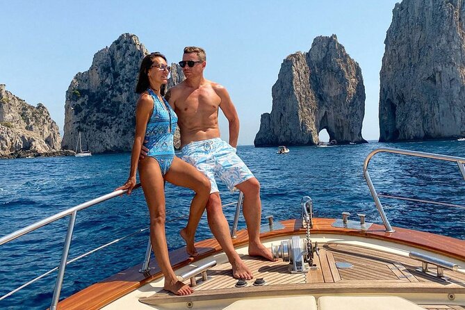 Half day to discover the fascinating island of Capri - Price and value: what $1,512.63 per group really means