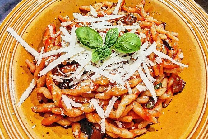 Hands-On Pasta and Tiramisu Class in Positano with Local Family - Getting to the Right Kitchen in and Around Positano