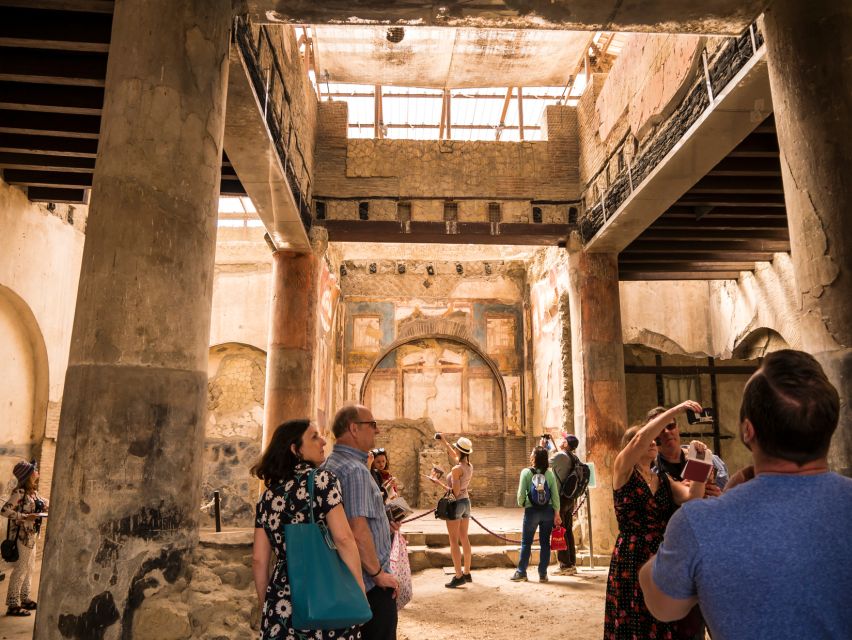 Herculaneum: Private Walking Tour with Archeologist Guide - Starting at the park: where your walk begins and ends