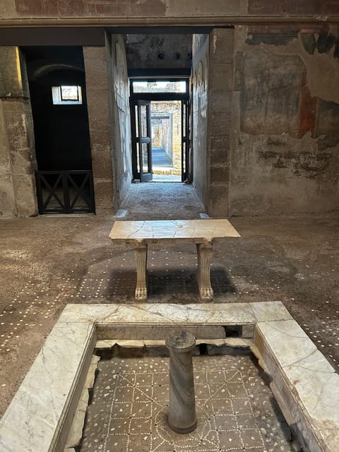 Herculaneum - Small Group Tour (admission included) - Key highlights to expect