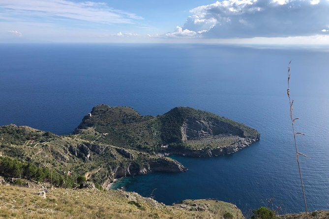 Hiking Experience - Sorrento Coast Punta Campanella Capri view - The guide and group vibe: English, private, and friendly