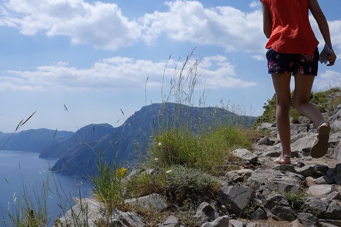 Hiking the Path of the Gods with Enzo: Amalfi Coast Adventure - Shoes, heat, and pacing tips that keep you in control