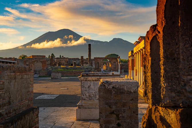 Late Afternoon Best time to visit Pompei on a private tour - Your private guide (Alex) and what “private” changes at Pompeii