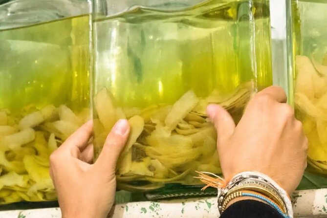 Learn how to make Amalfi limoncello - Limoncello tastings and lemon cake pairings: your “choose your bottle” moment