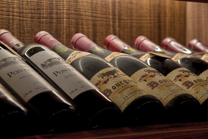 Light dinner accompanied with Masterclass Wines - Key highlights at a glance