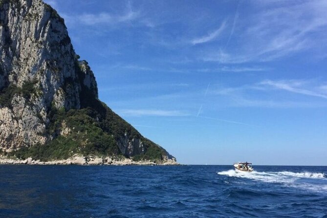 Luxury Capri Dining Experience & Aperitif with Yacht Transfer - Aperitif on board: a small touch that makes the day feel special